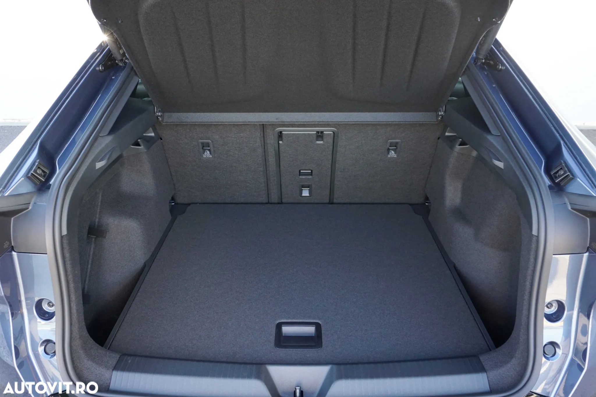 Cupra Tavascan - 36