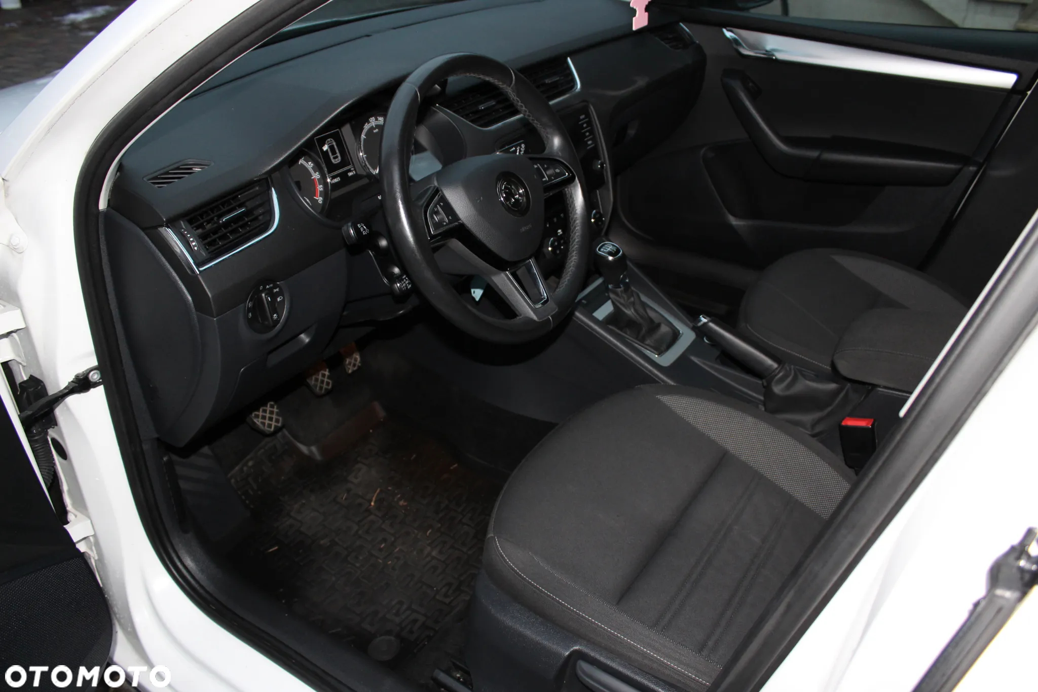 Skoda Octavia 1.6 TDI Business - 12