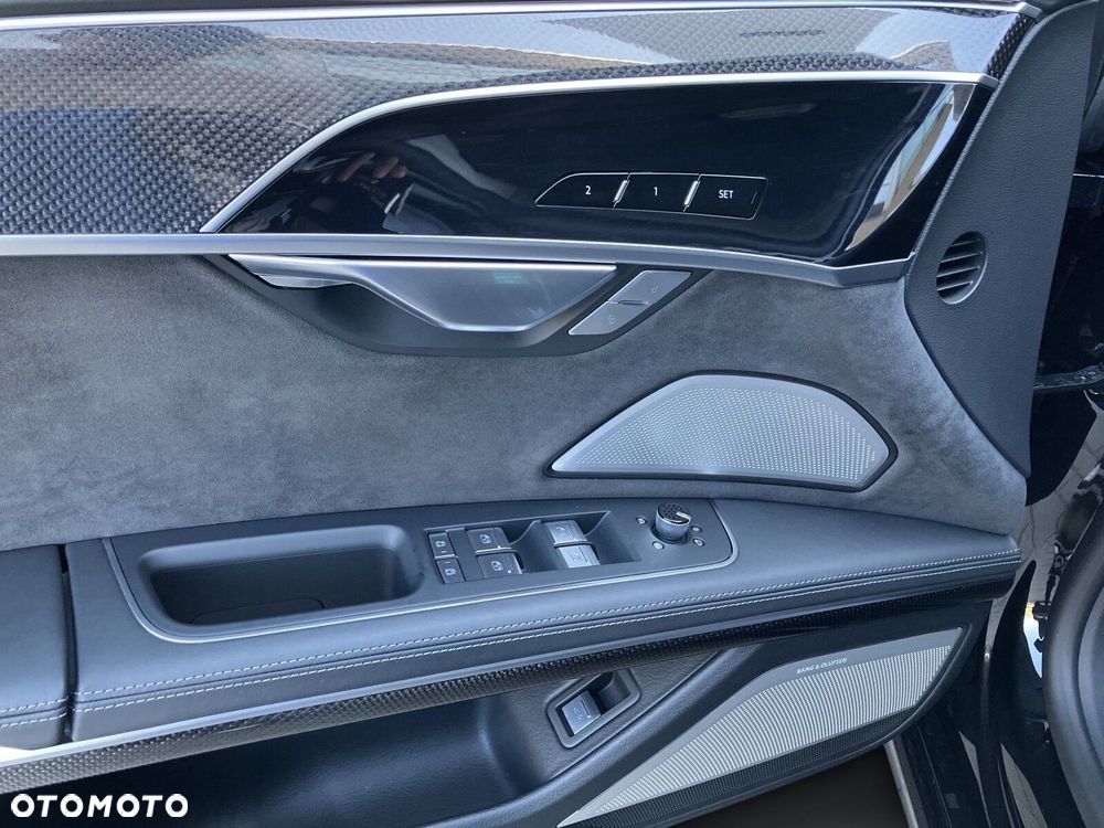 Audi S8 TFSI mHEV Quattro Tiptr - 11