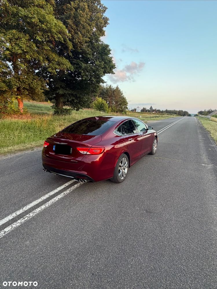 Chrysler 200 - 6