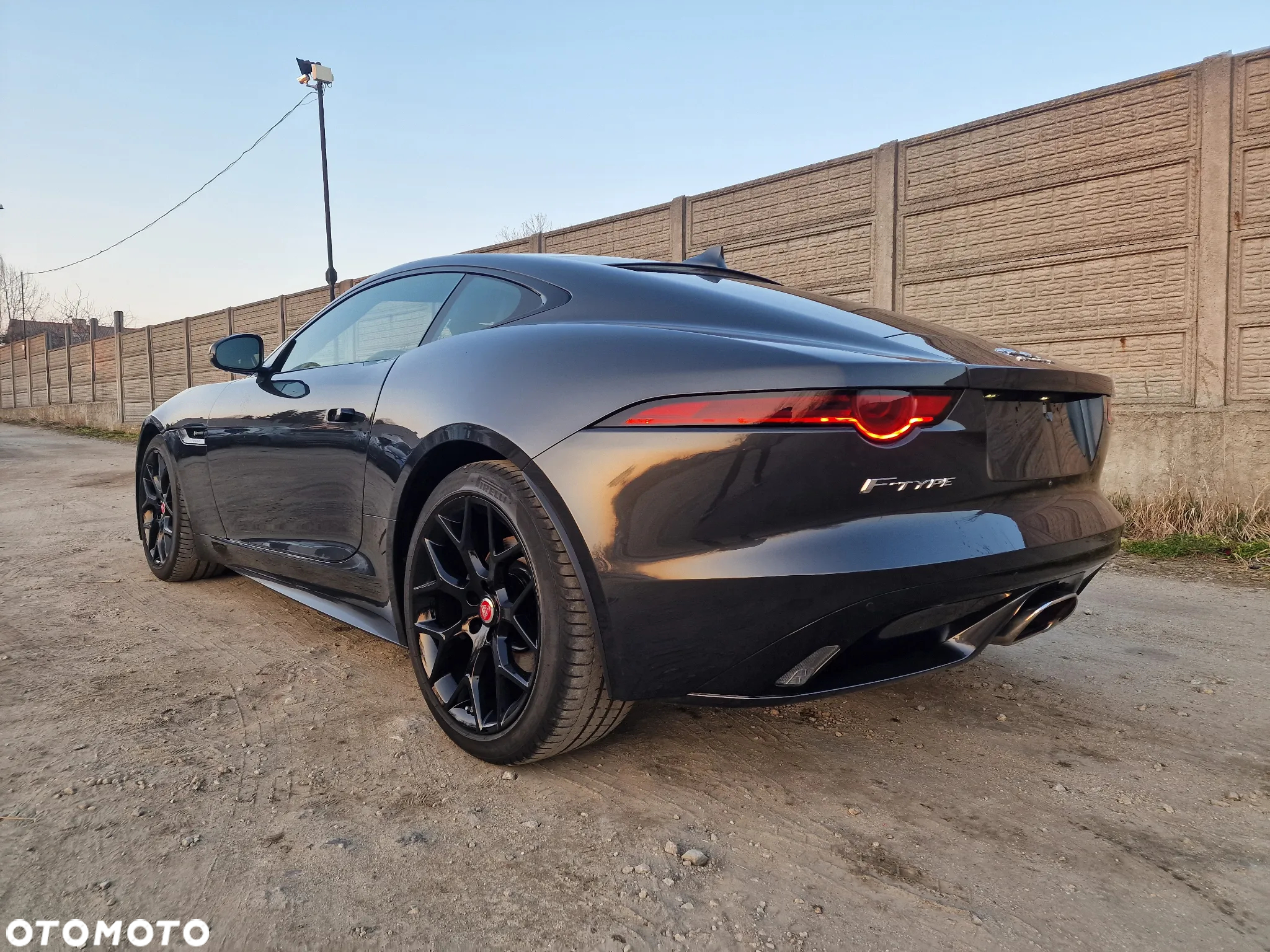 Jaguar F-Type 2.0 Turbo R-Dynamic - 33