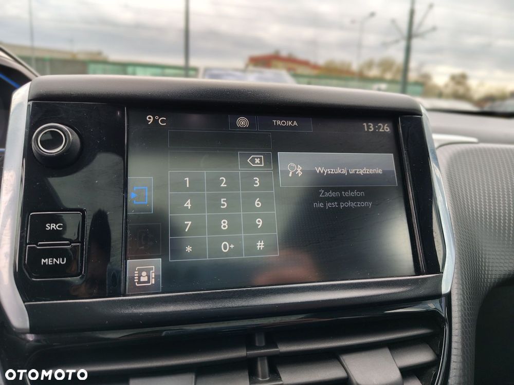 Peugeot 2008 1.2 Pure Tech Allure S&S - 24