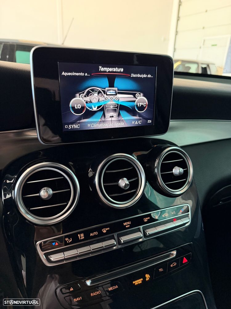 Mercedes-Benz GLC 250 d 4Matic 9G-TRONIC AMG Line - 16