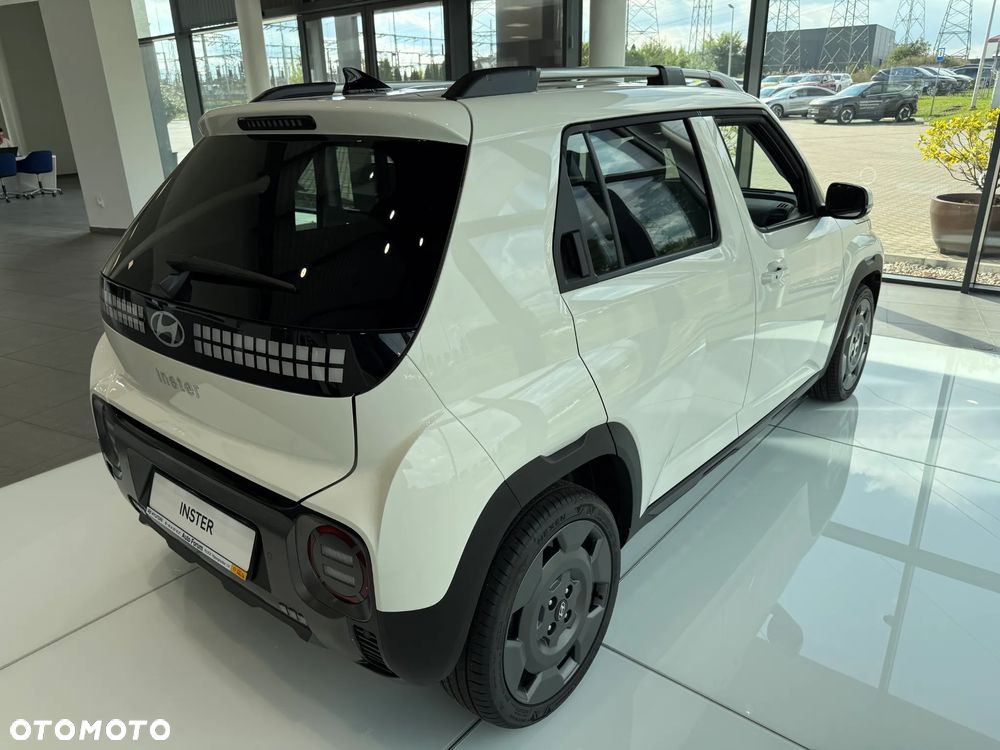 Hyundai Inster 49kWh Cross - 4