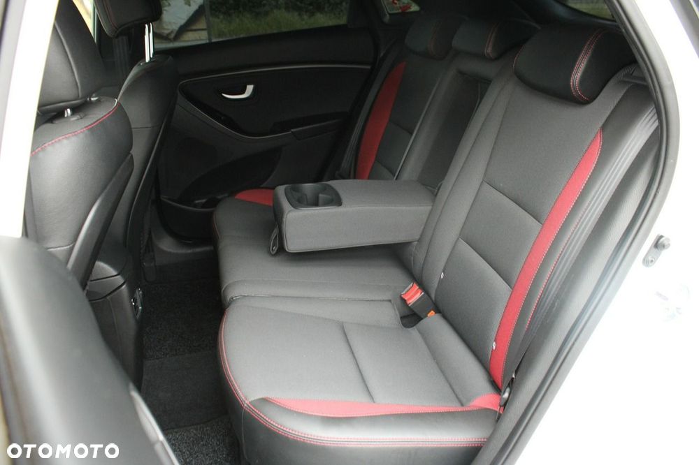 Hyundai i30 1.6 GDI Turbo Sport - 13