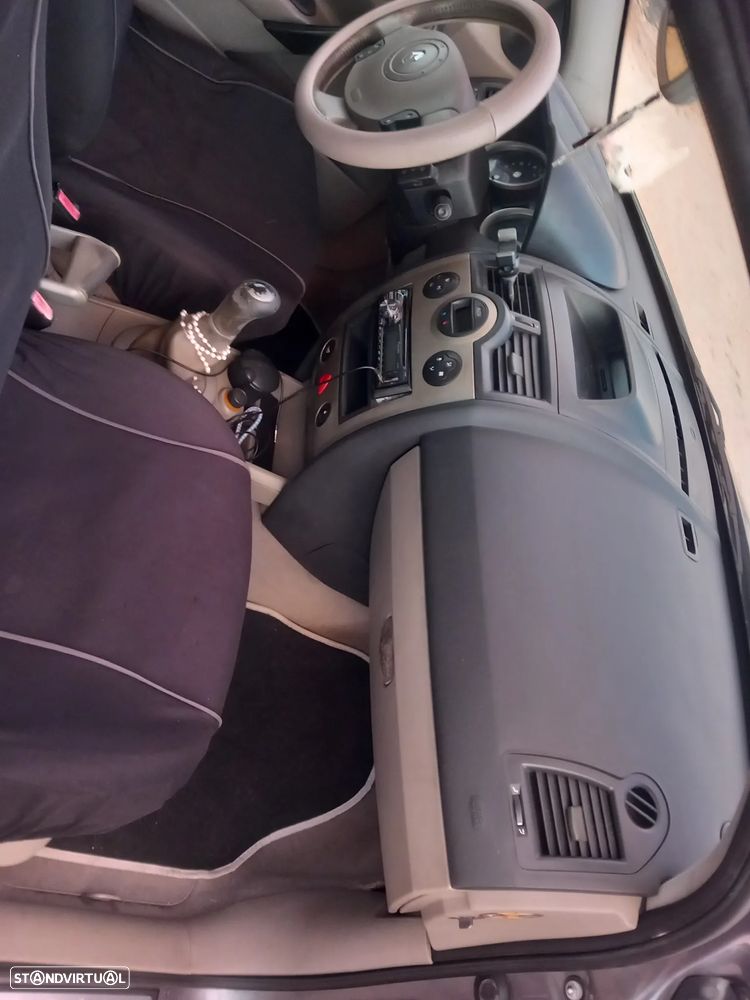 Renault Mégane Break 1.5 dCi C Dynamique - 7