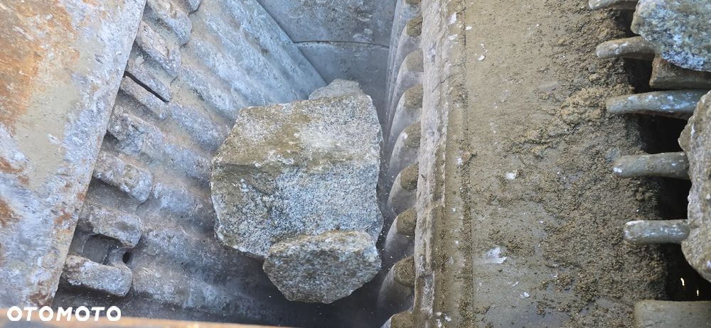 Powerscreen Premiertrak 400, wersja HA - 18