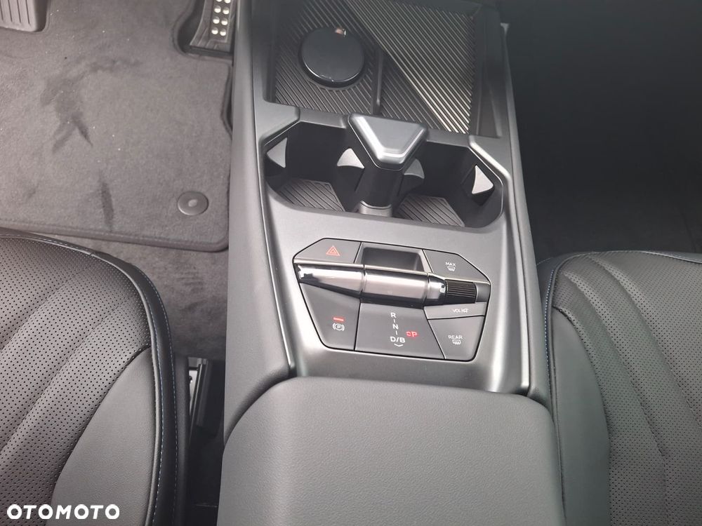 BMW i3 50 xDrive 113.4kWh - 24