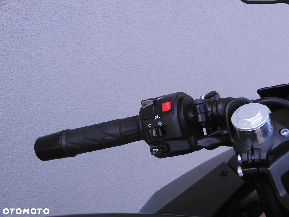 Kawasaki Ninja 500 - 10