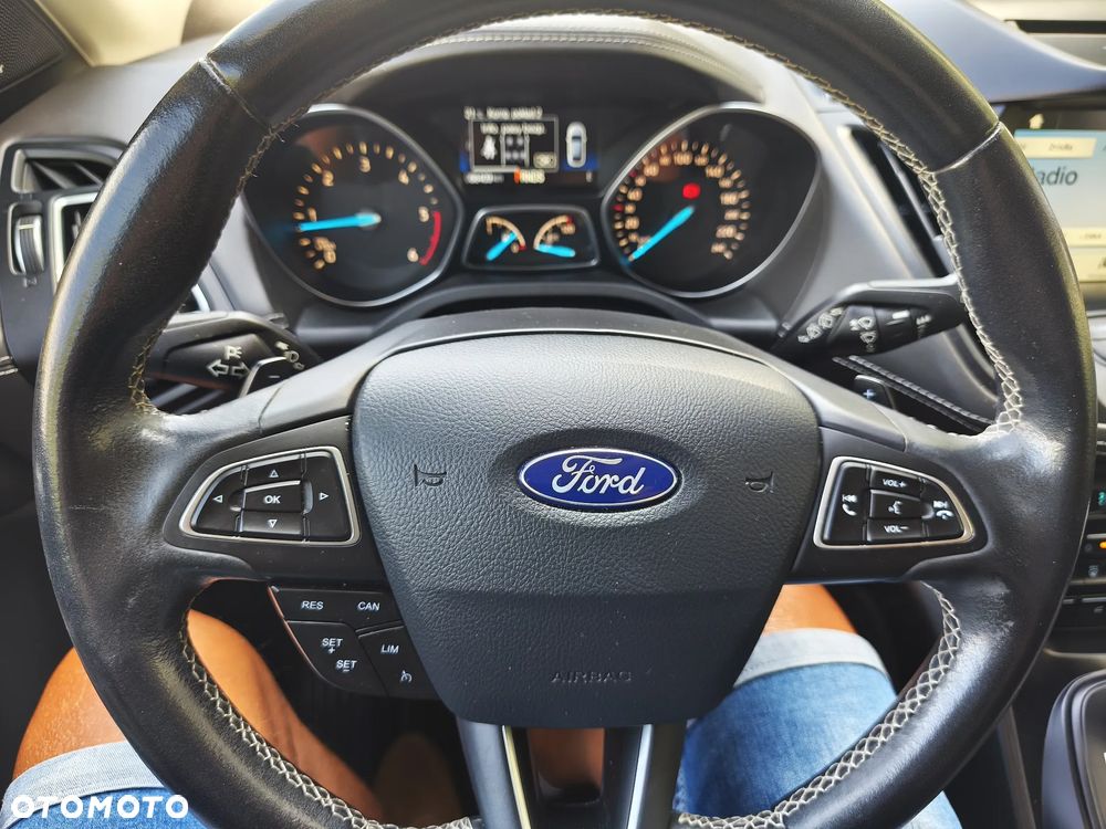 Ford Kuga - 16