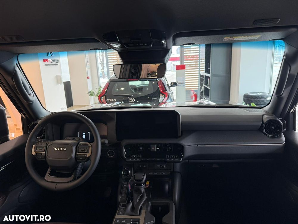 Toyota Land Cruiser 2.8l D-4D 204 CP A/T 7 locuri Executive - 25