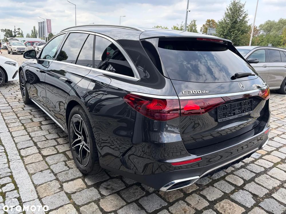 Mercedes-Benz Klasa E 300 de PHEV 4-Matic AMG 9G-Tronic - 6