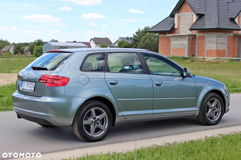 Audi A3 Sportback 1.6 Ambition - 7