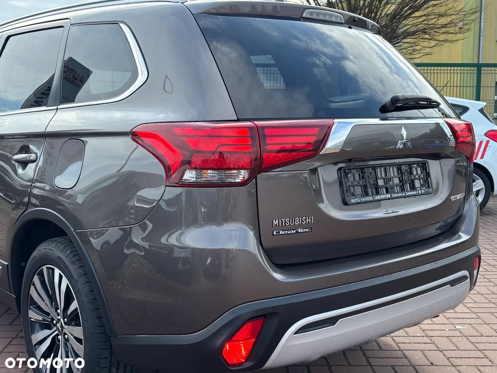 Mitsubishi Outlander 2.0 2WD CVT Active+ - 10