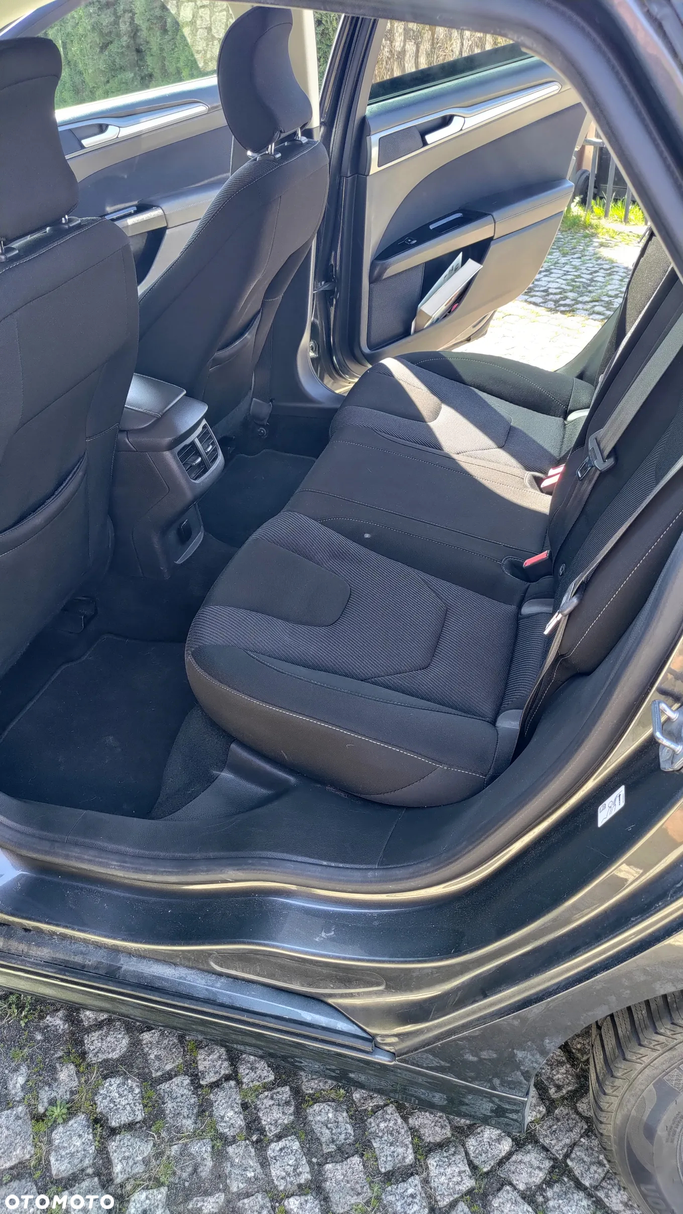 Ford Mondeo 2.0 TDCi Titanium PowerShift - 19