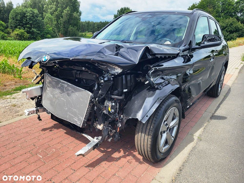 BMW X1 sDrive18d sport - 11