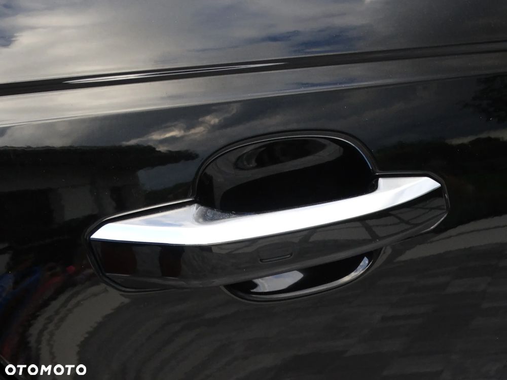 Audi A4 Limousine 2.0 TFSI ultra S tronic sport - 18