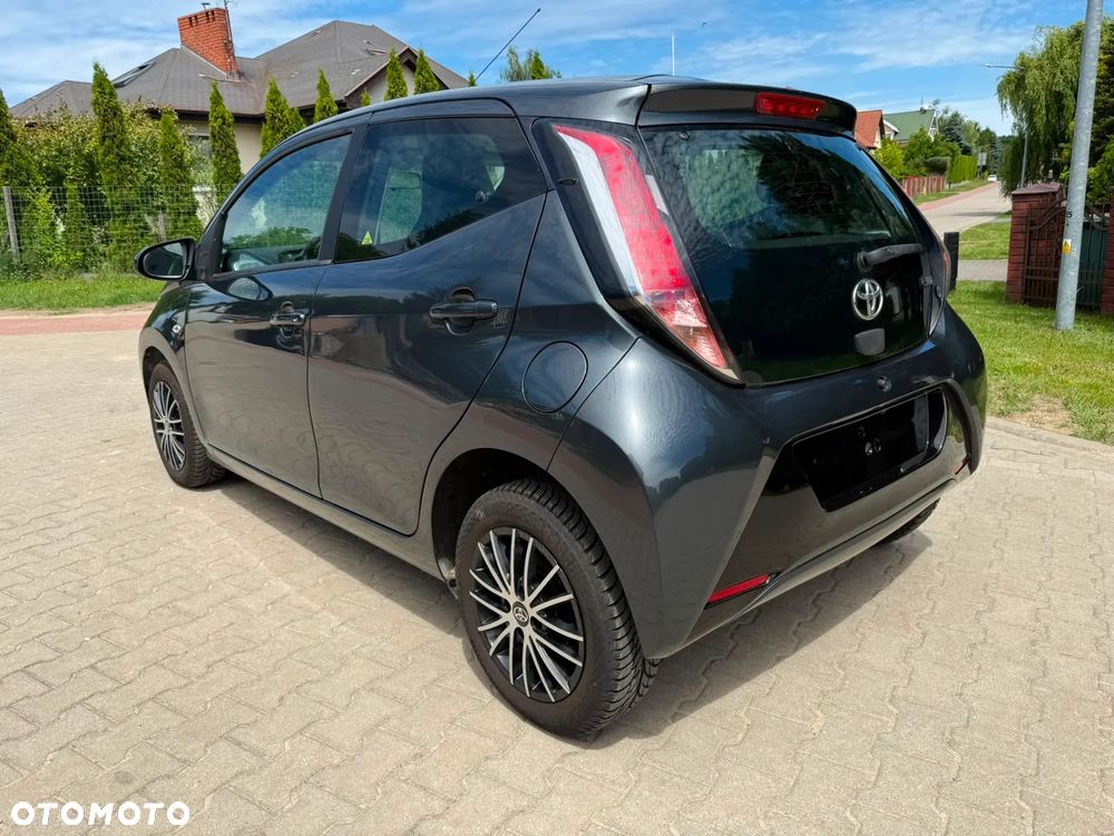 Toyota Aygo 1.0 VVT-i Sprint EU6 - 28