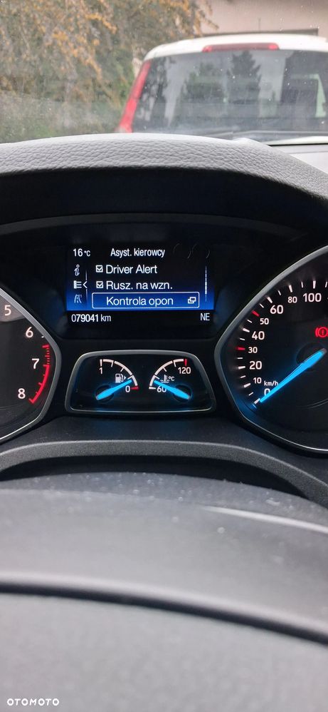 Ford Kuga 1.5 EcoBoost FWD Trend ASS MMT6 - 26