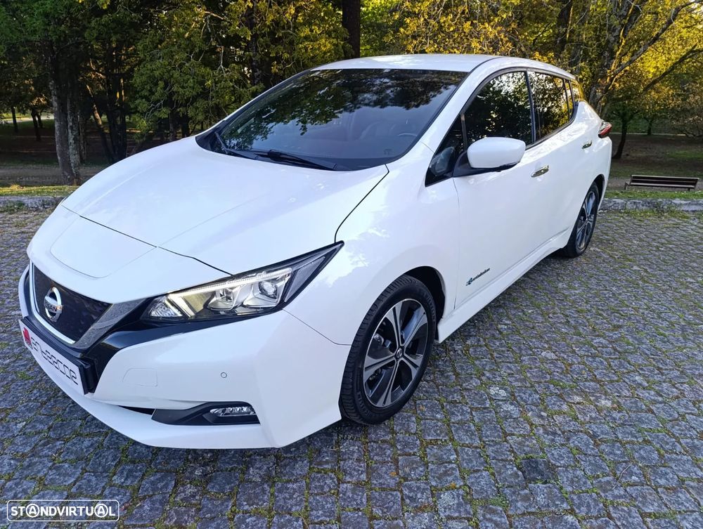 Nissan Leaf 40 kWh N-Connecta - 1