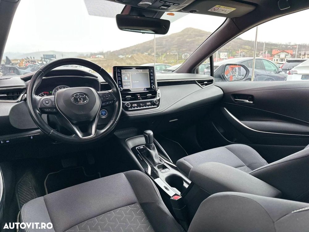 Toyota Corolla 1.8 HSD TS Dynamic - 13