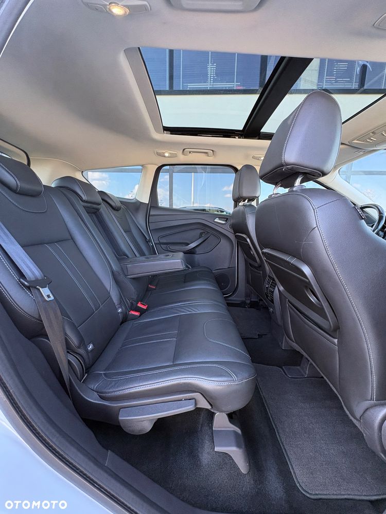 Ford Kuga - 16