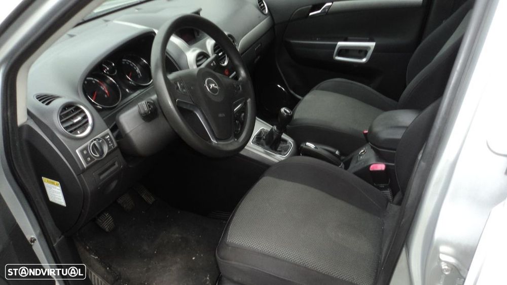 Opel Antara 2.0D para peças - 8