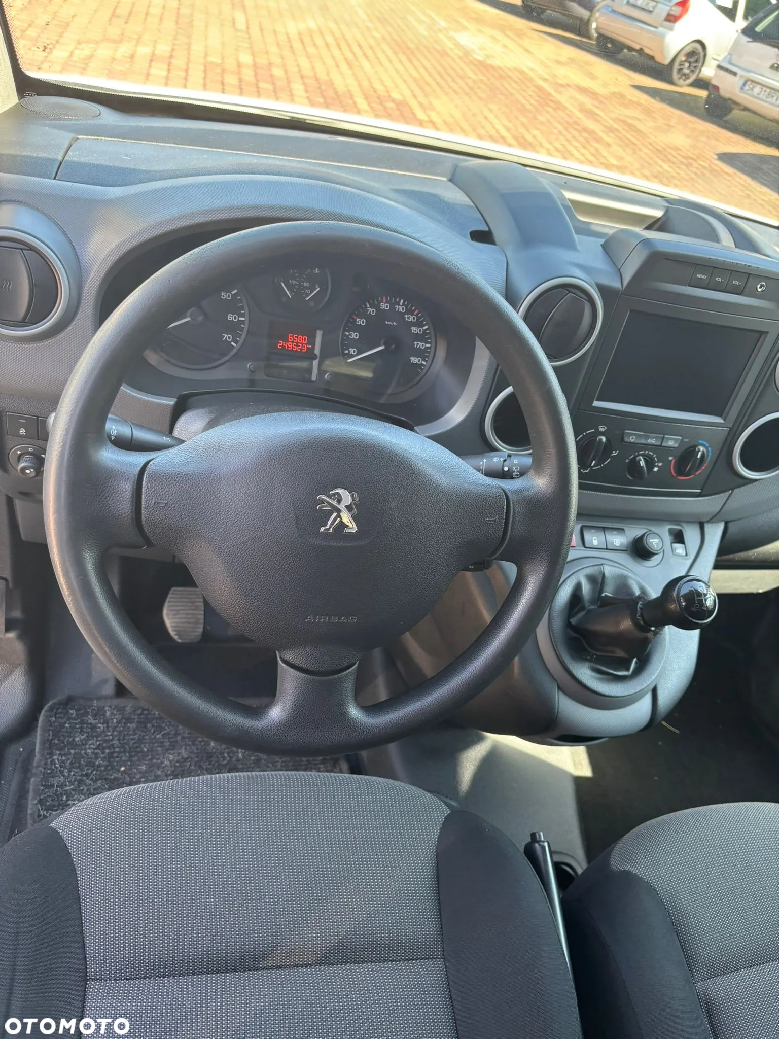 Peugeot Partner - 10