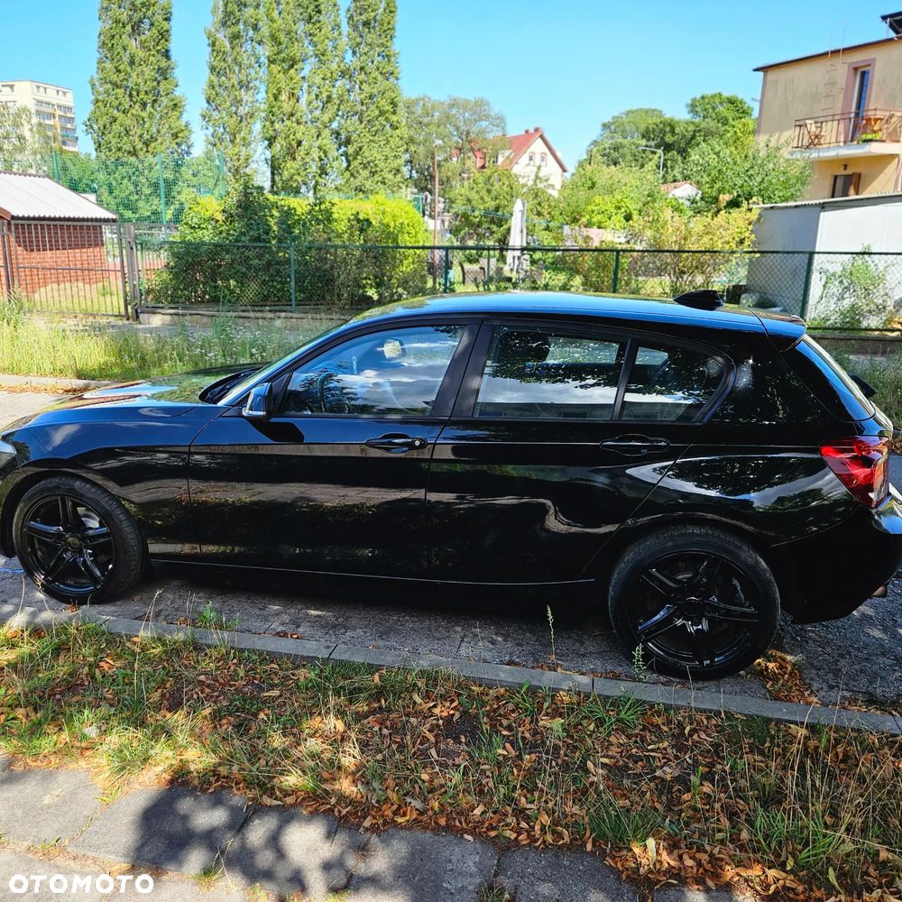 BMW Seria 1 114i Sport Line - 5