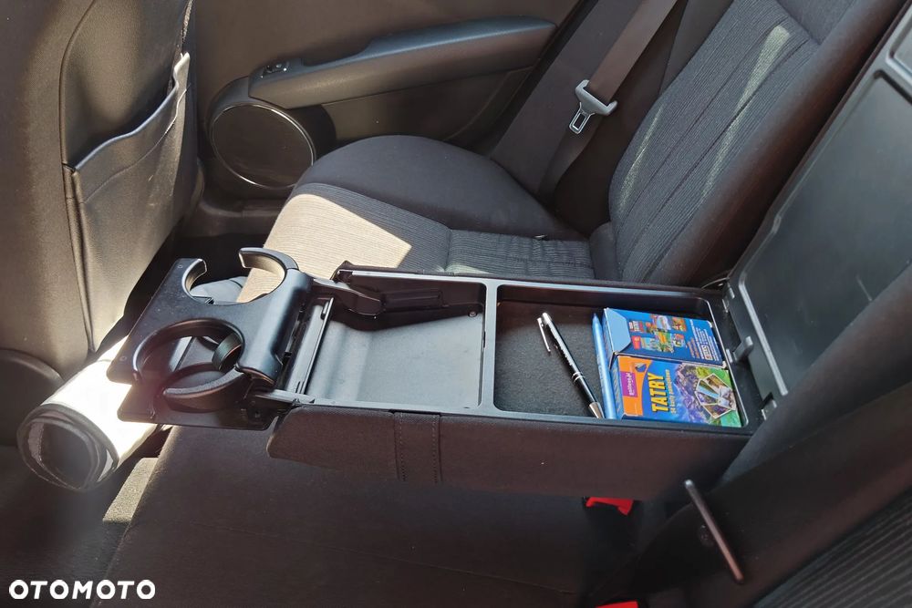 Mercedes-Benz Klasa C 180 Kompressor Automatik BlueEFFICIENCY Avantgarde - 14