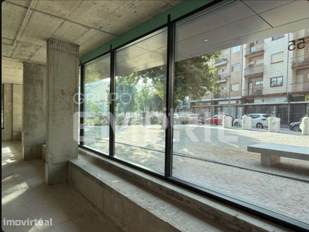 Loja Centro de Gaia Edifício Eleven - Grande imagem: 4/6