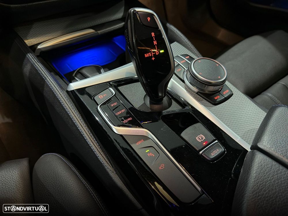 BMW 530 e iPerformance Pack M - 38