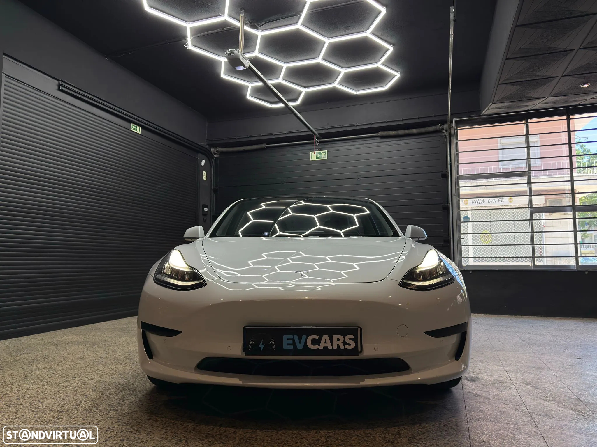 Tesla Model 3 Standard Range Plus RWD - 6