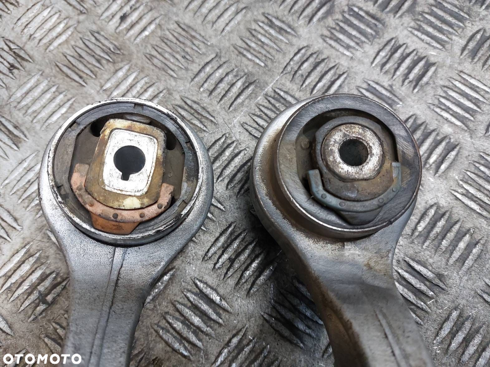 WAHACZE PRZÓD KOMPLET SKODA SUPERB I PASSAT B5 AUDI A4 B5 AUDI A6 C5 - 4