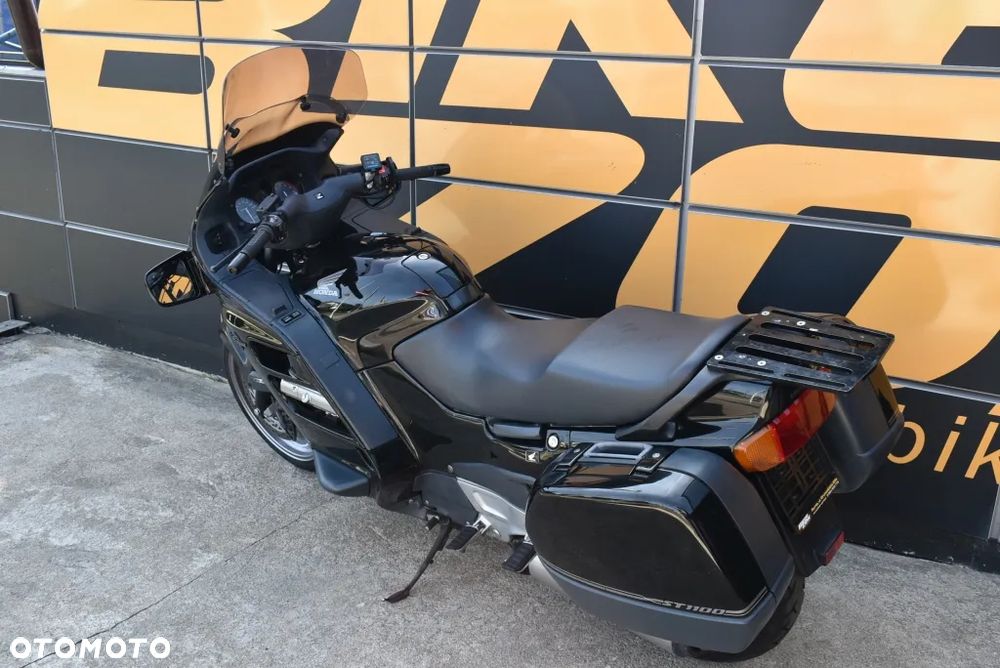 Honda ST - 9