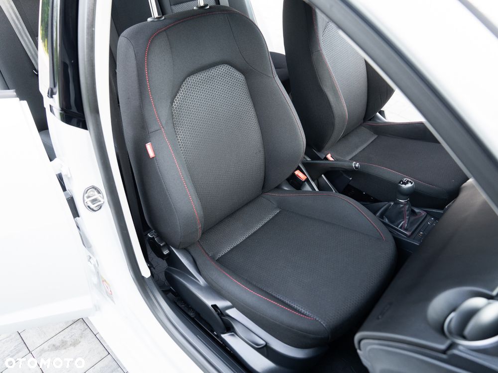 Seat Ibiza 1.2 TSI FR - 33