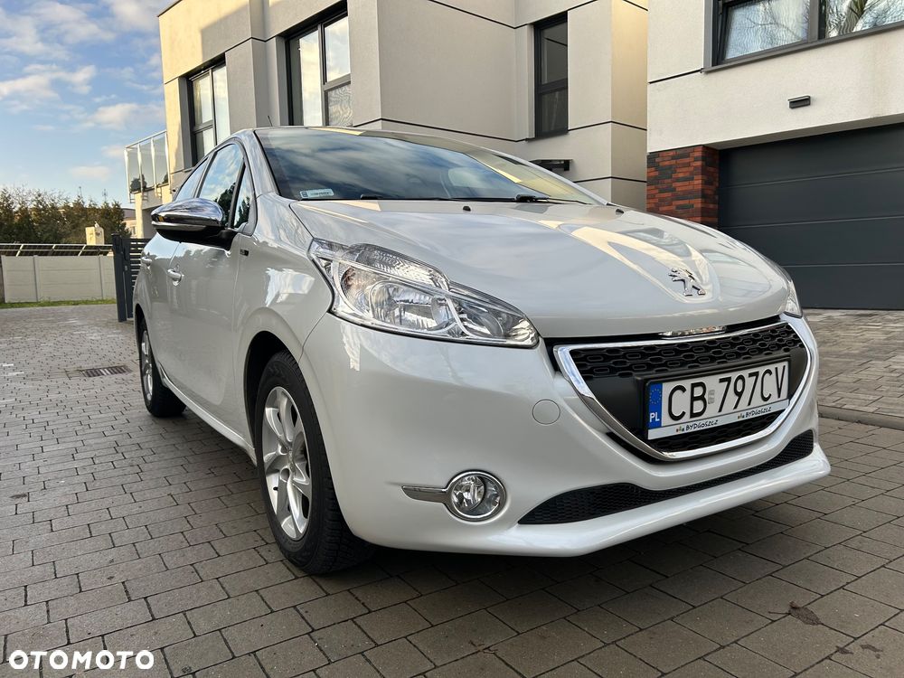 Peugeot 208 1.2 PureTech Style - 4