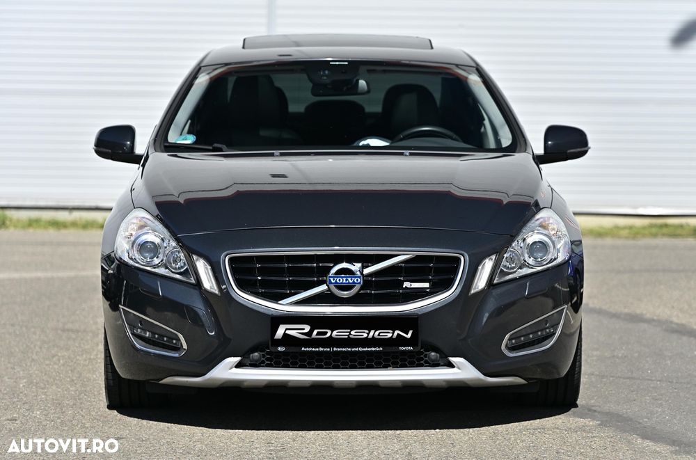 Volvo S60 D3 Geartronic R-Design - 17