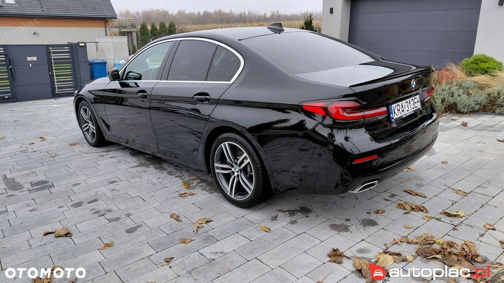 BMW Seria 5 518d Luxury Line sport - 12