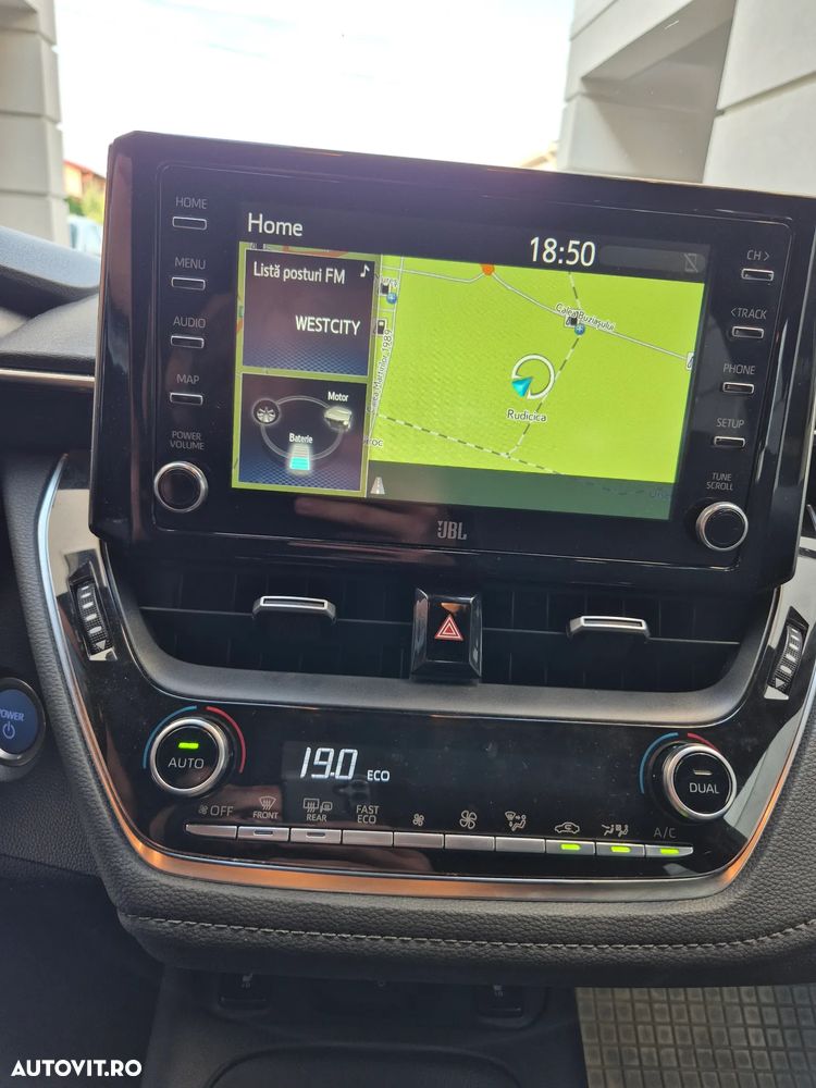 Toyota Corolla - 10