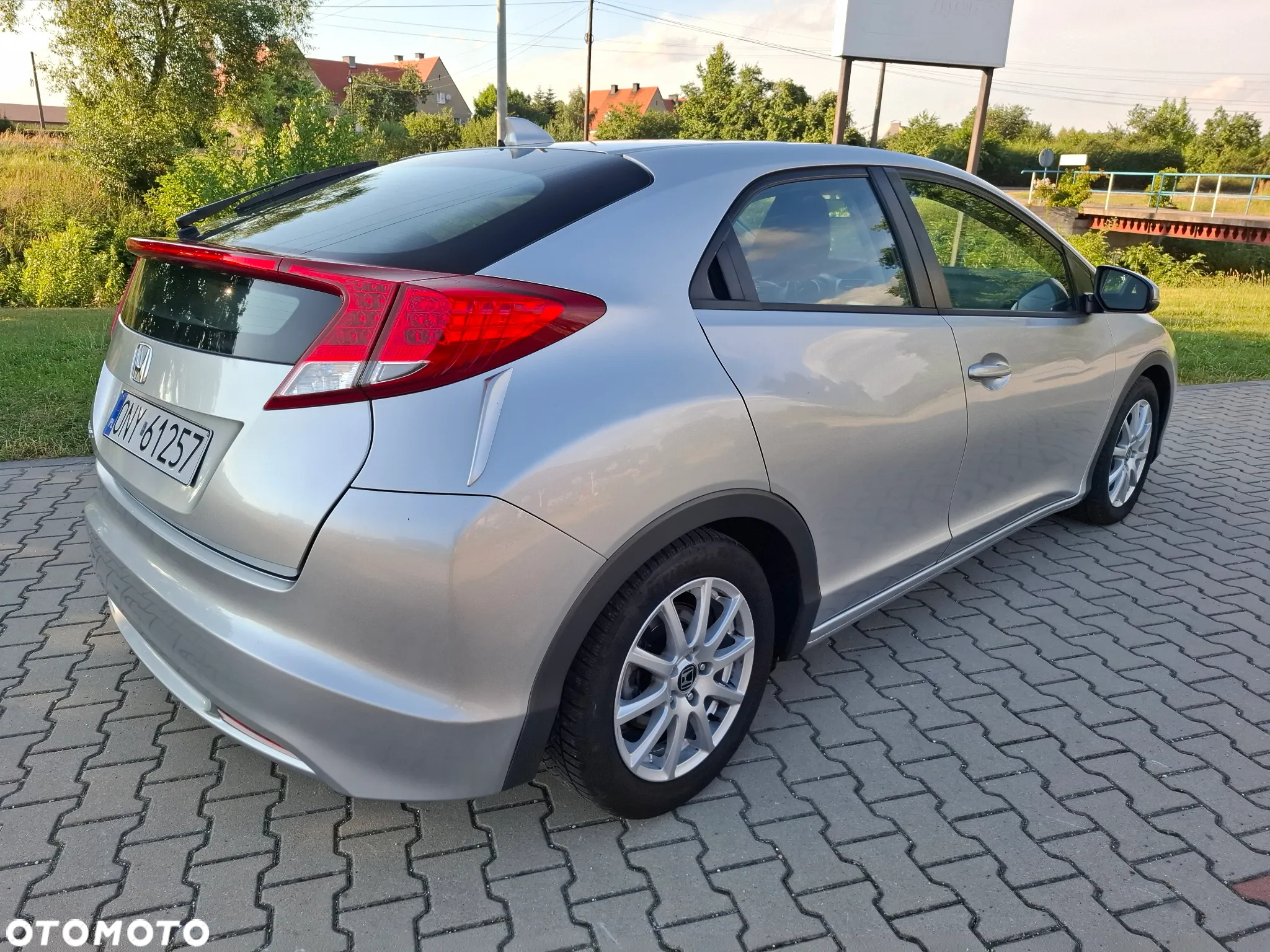 Honda Civic 1.6 i-DTEC Executive Navi - 6