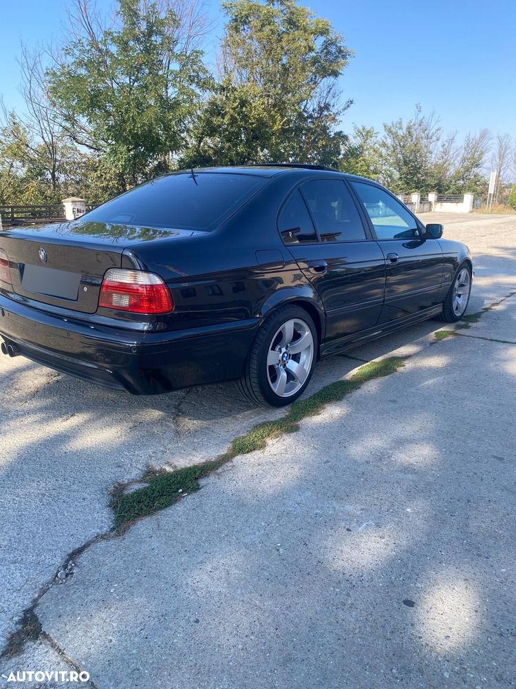 BMW Seria 5 520d - 13