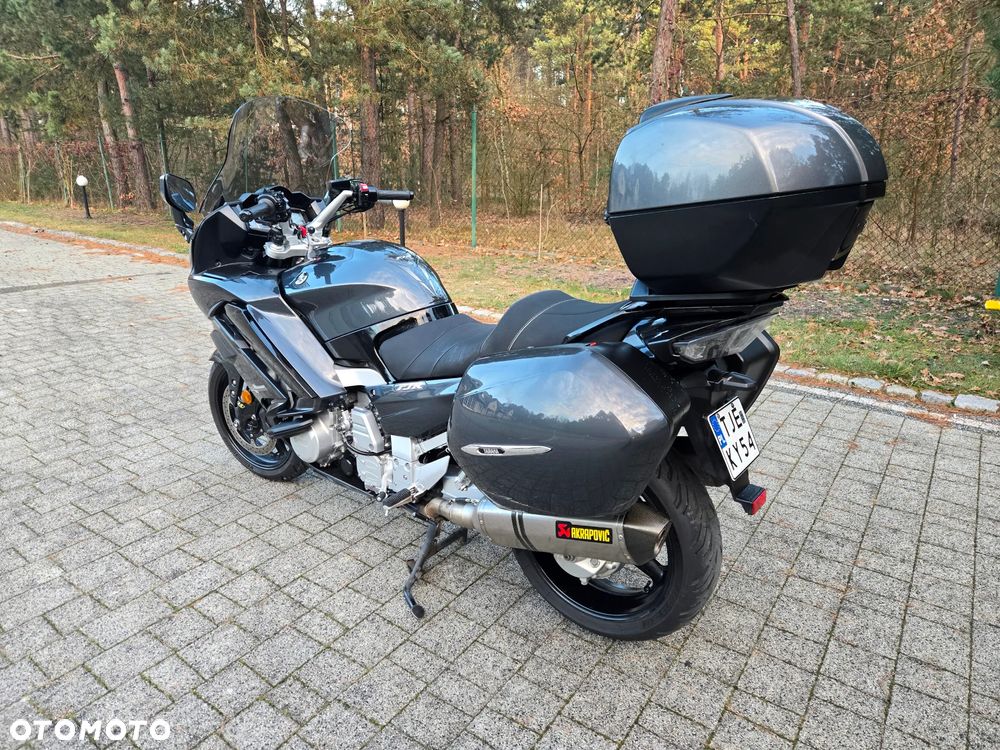 Yamaha FJR - 10