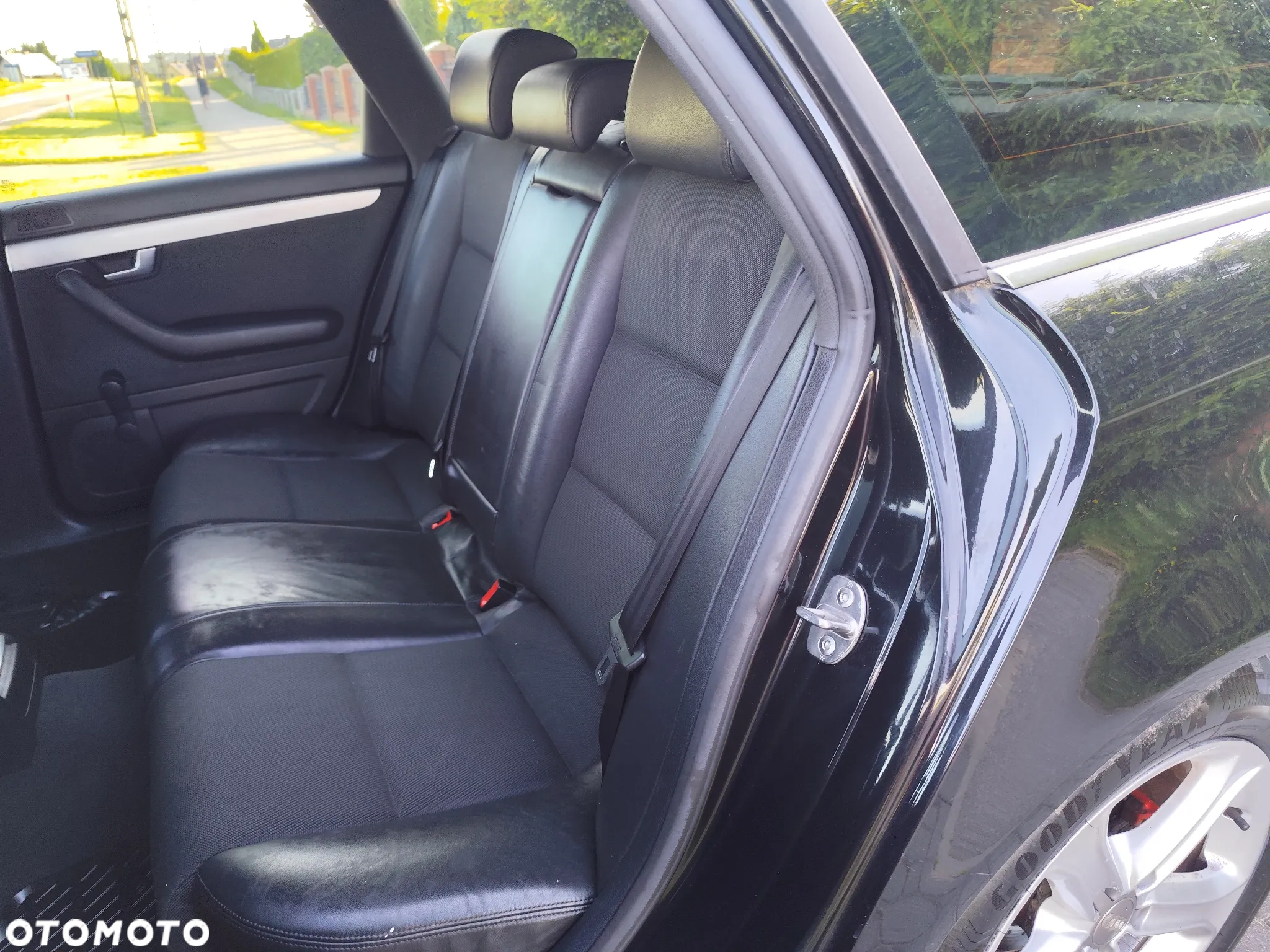Audi A4 Avant 2.0 TDI - 37