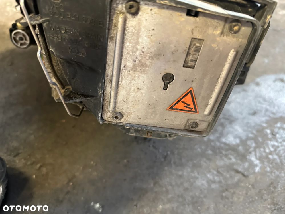 VW PASSAT B6 LAMPA PRAWA BI-XENON SKRĘTNY 3C0941752K - 5