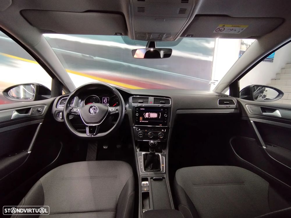 VW Golf Variant 1.6 TDi Confortline - 10