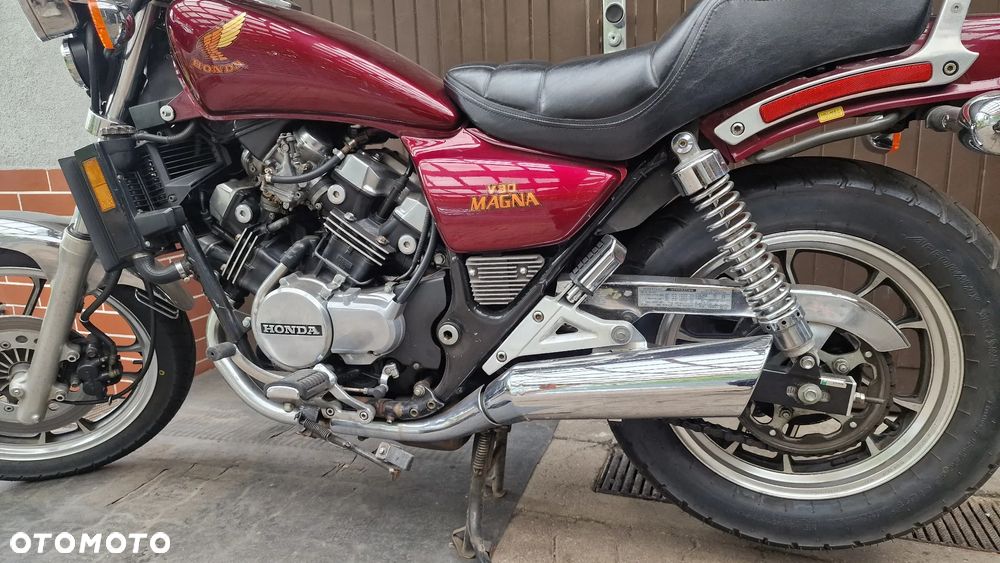 Honda VF - 7