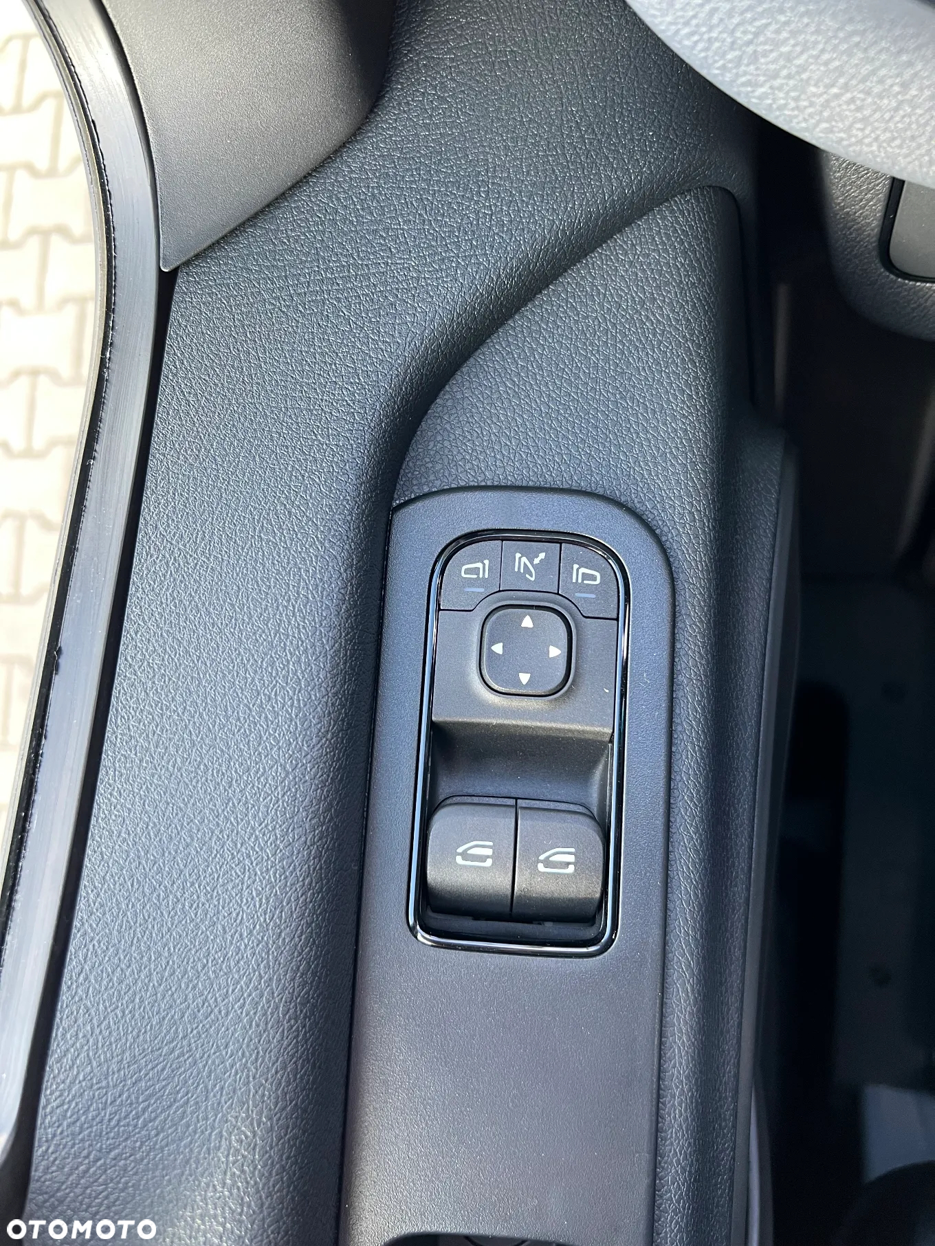 Mercedes-Benz Sprinter 319 CDI DOKA - 28