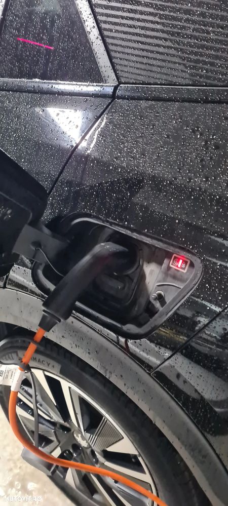 Peugeot 2008 e-2008 GT Line - 16