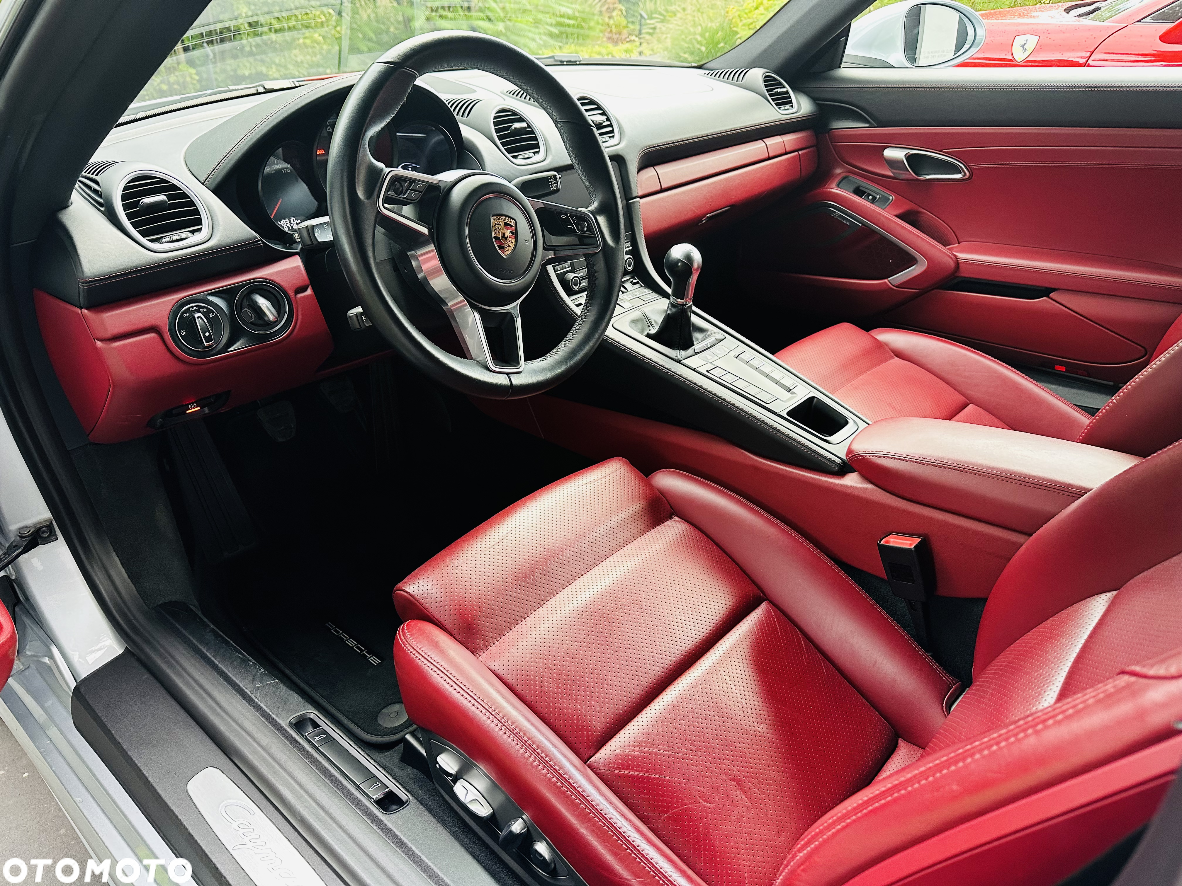 Porsche 718 Cayman Standard - 15